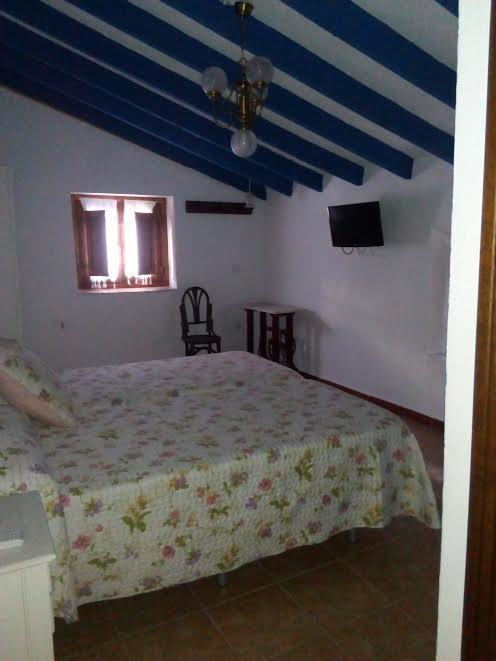 Hostal Los Aromas Вилена Екстериор снимка